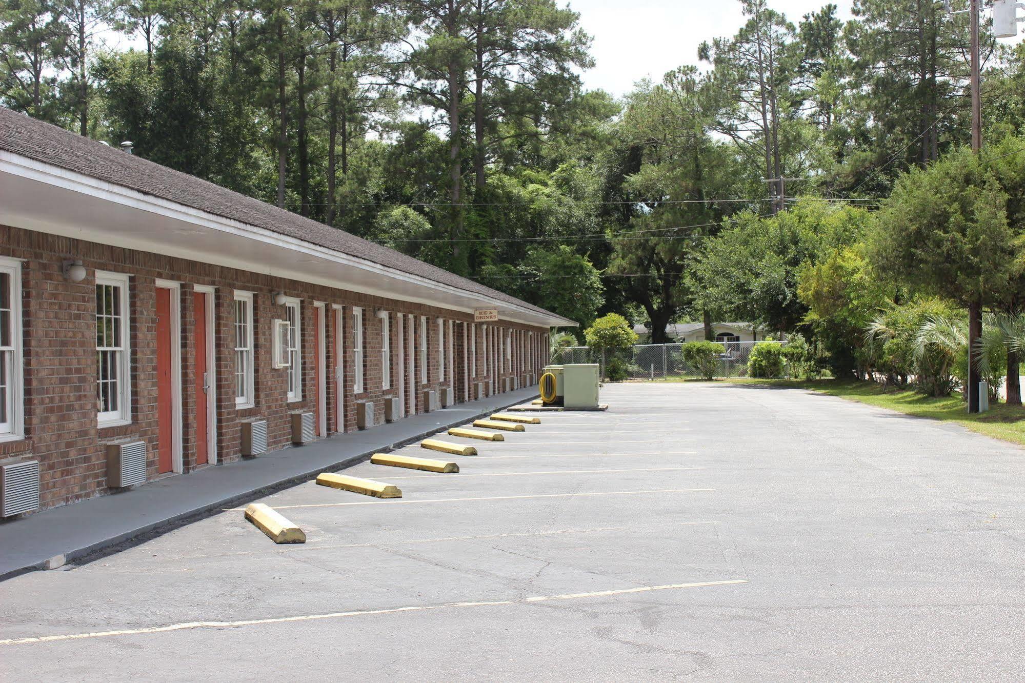 Carolina Lodge Walterboro Extérieur photo